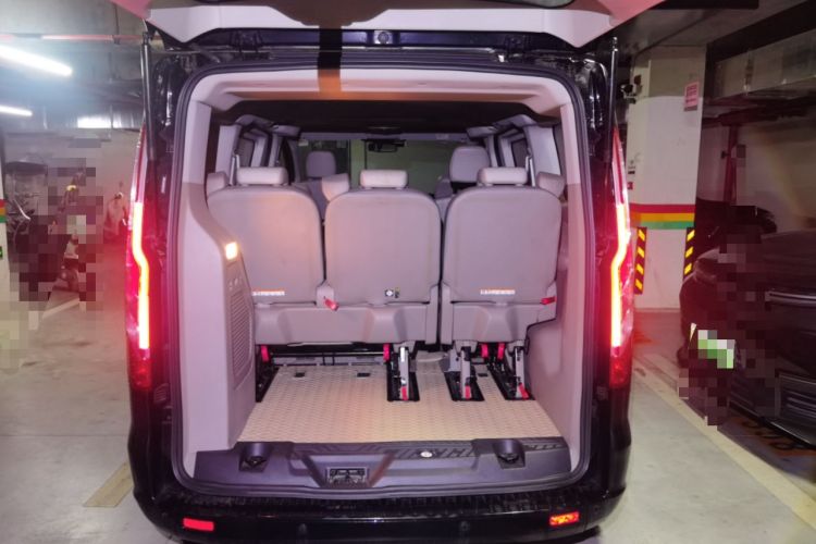 Used Ford Tourneo Custom 2020 2.0T Automatic Elite Edition China VI Standard
