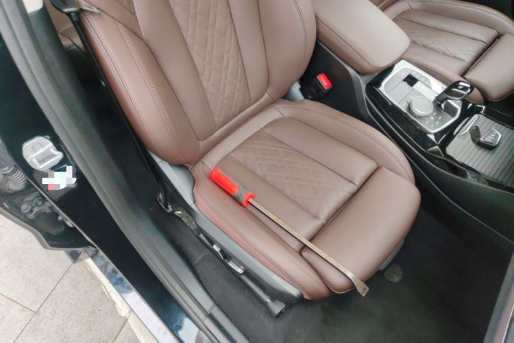 Used BMW X3 2023 xDrive25i M Sport Package Right Front Seat