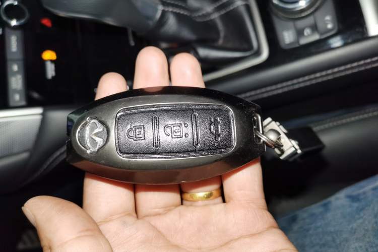 Used Infiniti Q50L 2015 2.0T Enjoyment Edition Vehicle Key