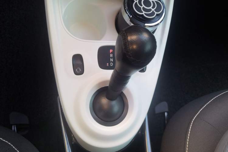 Used smart fortwo 2015 1.0L 52 kW Hardtop Passion Edition