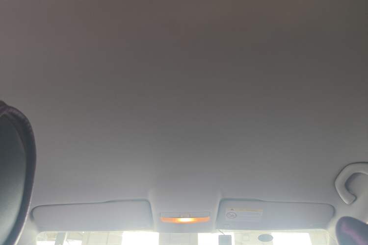 Used Volkswagen Polo 2016 1.4L Manual Fashion Model Headliner