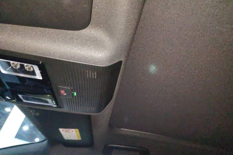 Used Volkswagen ID.4 X 2025 Revised Version Smart Edition Outstanding Grade Headliner