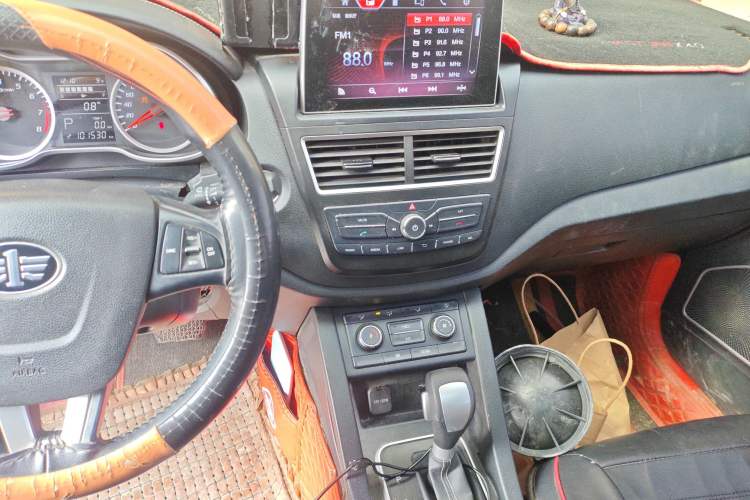 Used Bestune X40 2018 Internet Celebrity Edition 1.6L Automatic Luxury Version