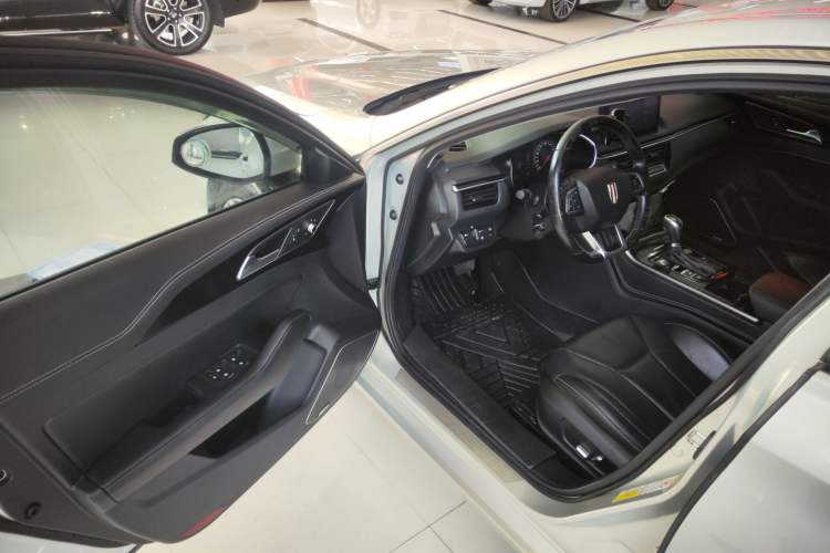 Used Hongqi H5 2019 30TD Smart Connect Dynamic Edition
