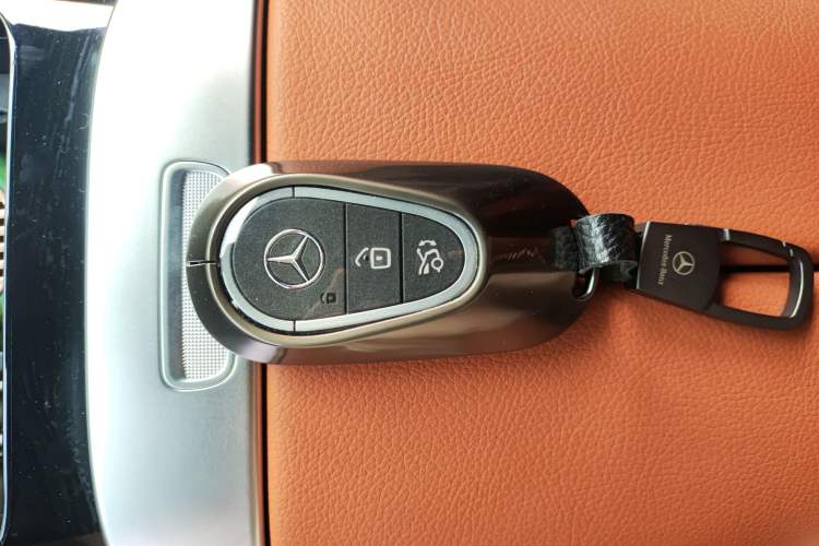 Used Mercedes-Benz GLC 2023 GLC 300 L 4MATIC Dynamic Edition 5-seater