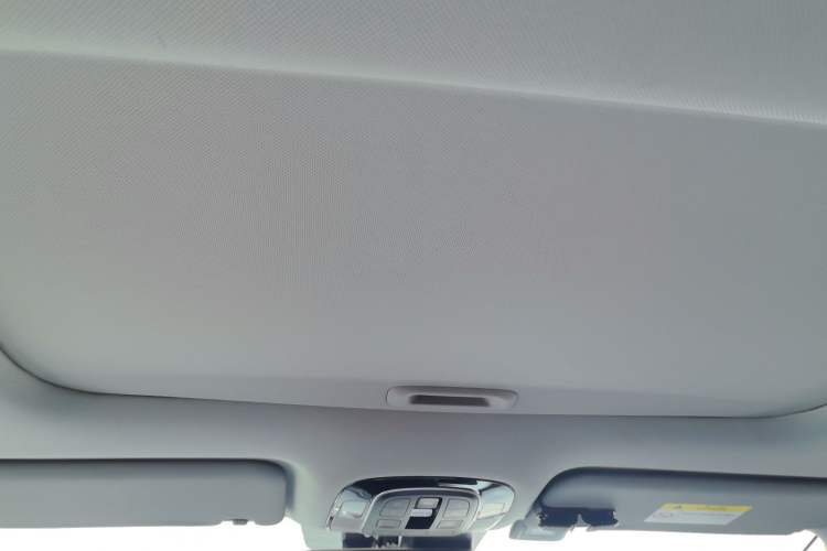Used Hyundai Custo 2021 270TGDi Prestige LUX Headliner