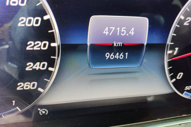 Used Mercedes-Benz E-Class 2019 E 200 L Sport Edition
