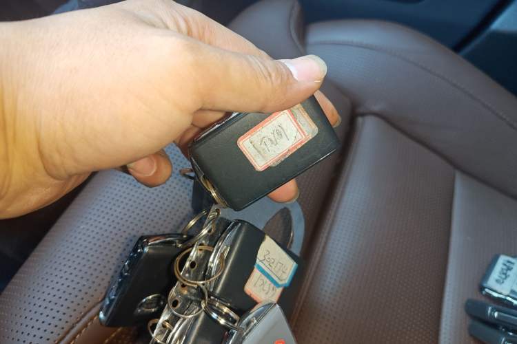 Used Volvo XC60 New Energy 2025 Plug-in Hybrid Long-Range All-Wheel Drive Smart Luxury Edition