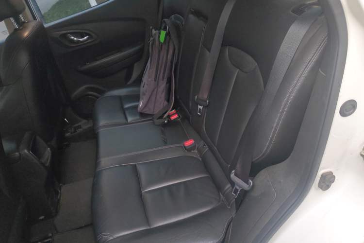 Used Renault Kadjar 2016 2.0L Two-Wheel-Drive Luxury Edition
