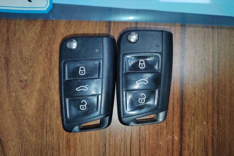 Used Volkswagen Golf 2015 1.4TSI Automatic Luxury Model Interior 1