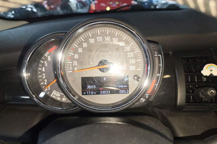 Used MINI MINI 2018 1.5T COOPER Artist