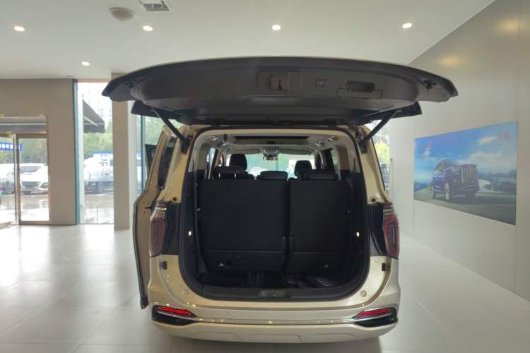 Used Hongqi HQ9 2023 2.0T Smart Connect Flagship Edition