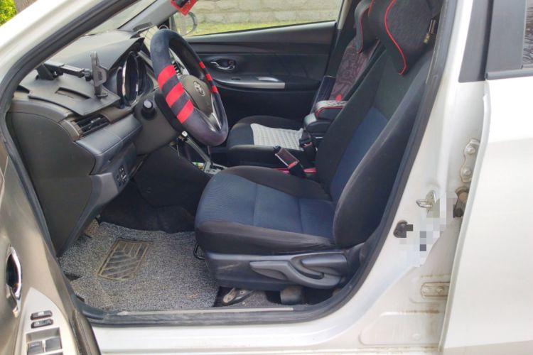 Used Toyota YARiS L Zhi Xuan 2015 1.5E Automatic Charm Edition