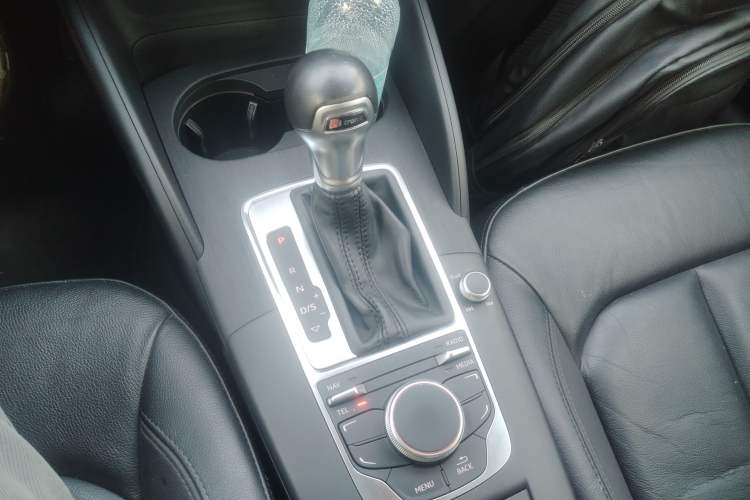 Used Audi A3 2016 Limousine 35 TFSI Style Edition
