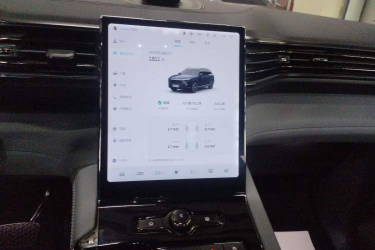 Used Nio ES8 2020 580 km Range Signature Edition Six-Seater Version Audio And AC Panel