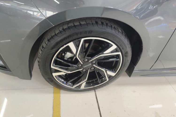 Used Lynk & Co 03 2023 1.5TD DCT JingPro
