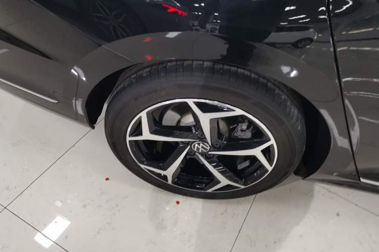 Used Volkswagen Passat 2024 380TSI Starry Dragon Edition