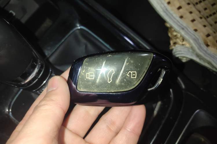 Used Roewe i5 2019 1.5L Automatic 4G Connected Linghao Edition
