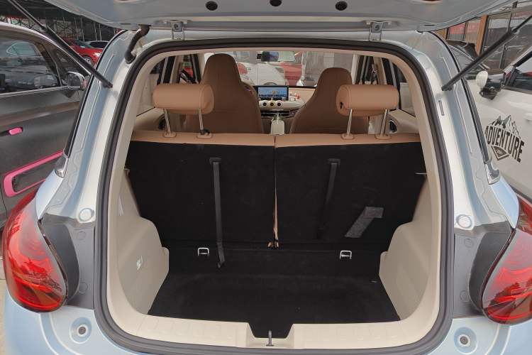 Used Wuling Bingo 2025 410 km Lingxi Deluxe Edition Trunk