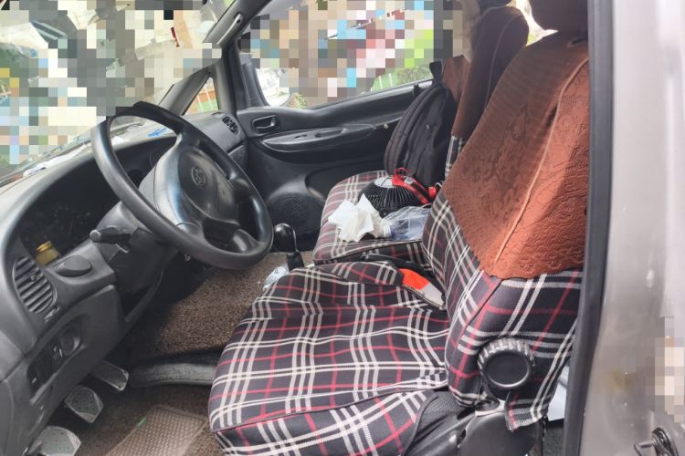 Used JAC Refine 2008 2.0L Shuttle Gasoline Basic Model with Front and Rear Air Conditioning
