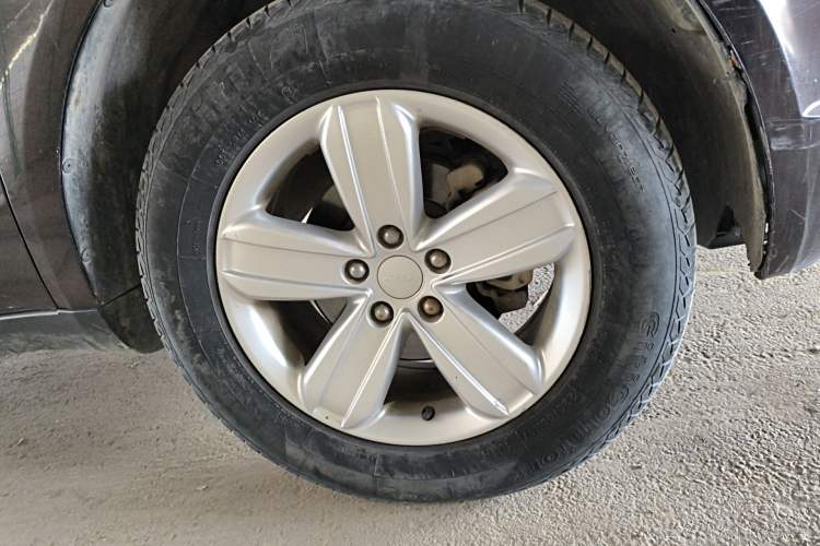 Used Geely Auto SX7 2013 1.8L Manual Entry-Level Model