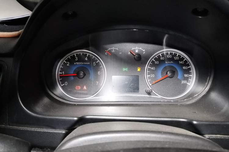 Used Dongfeng Fengon 330 
