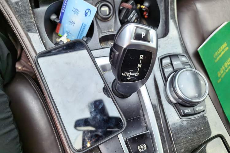 Used BMW 5 Series 2014 525Li Luxury Design Package Gear Lever