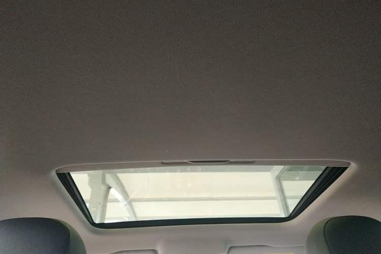 Used Volkswagen Lavida 2023 1.5L Automatic 5 Million Edition Headliner