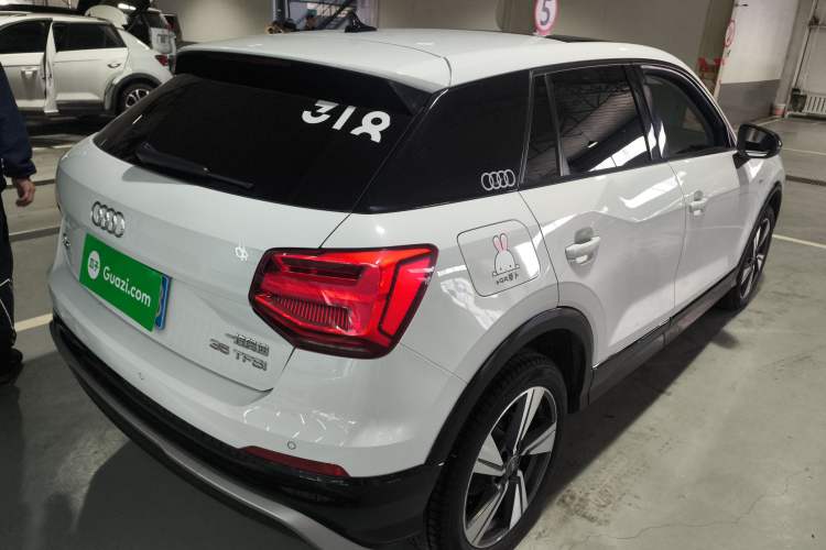 Used Audi Q2L 2020 35 TFSI Fashion Dynamic Model
