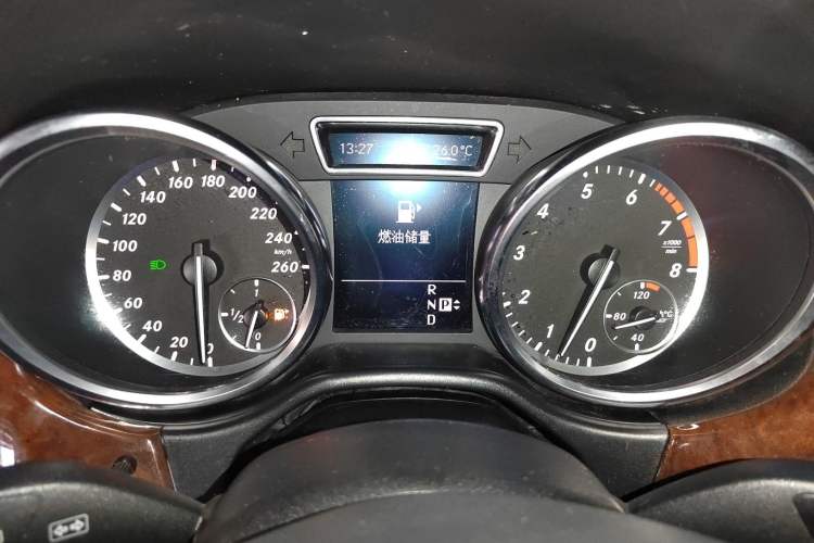 Used Mercedes-Benz M-Class 2012 ML 350 Sport Edition Instrument Cluster