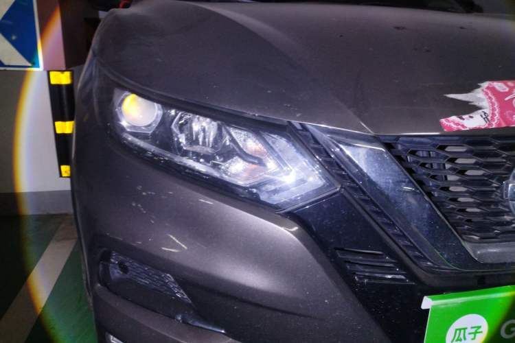 Used Nissan Qashqai 2019 2.0L CVT Smart Enjoyment Version Right Front Headlight