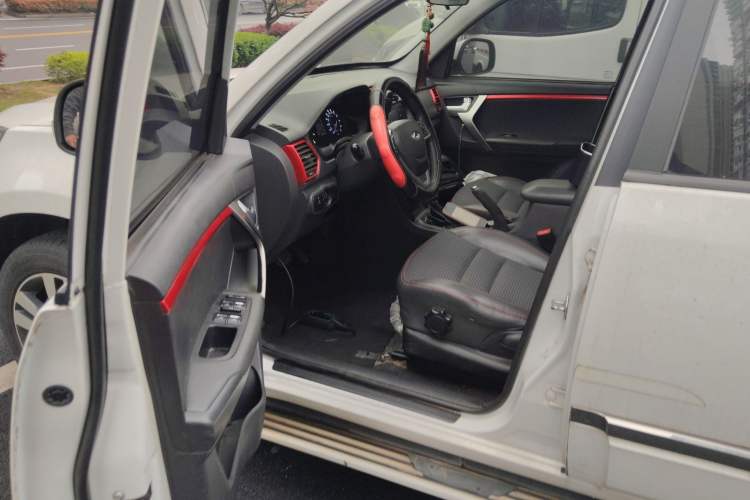 Used Chery Tiggo 3 2016 1.6L CVT ZhiShang Edition Driver Seat