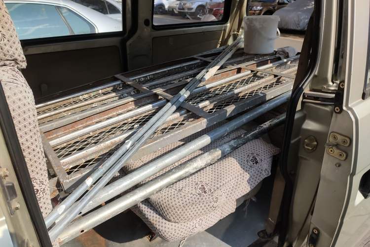 Used Haima Fushida Hongda 2012 1.0L Xin Hongda Utility Version Left Rear Seat