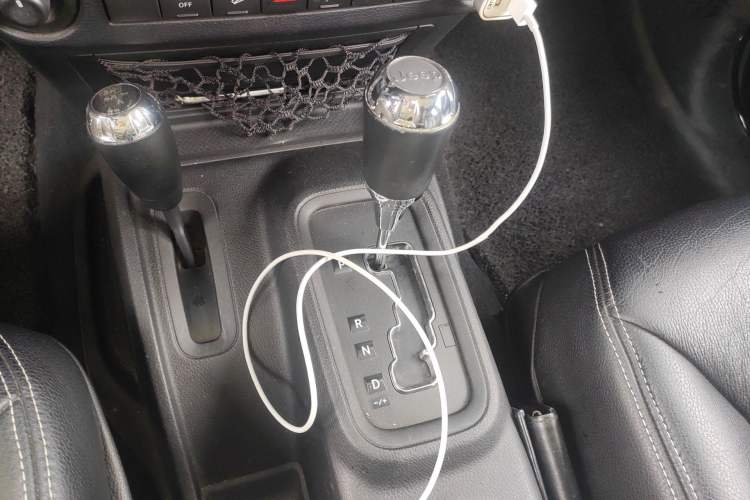 Used Jeep Wrangler 2014 2.8TD Sahara Four-Door Edition