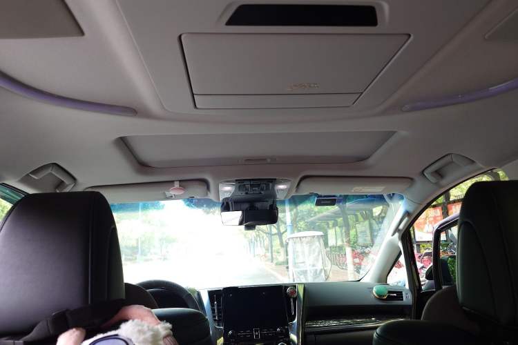 Used Toyota Vellfire 2020 Dual-Engine 2.5L HV Luxury Edition Headliner