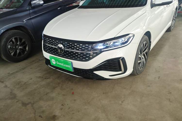 Used Volkswagen Lavida 2024 1.5L Automatic Starry Sky 5 Million Edition