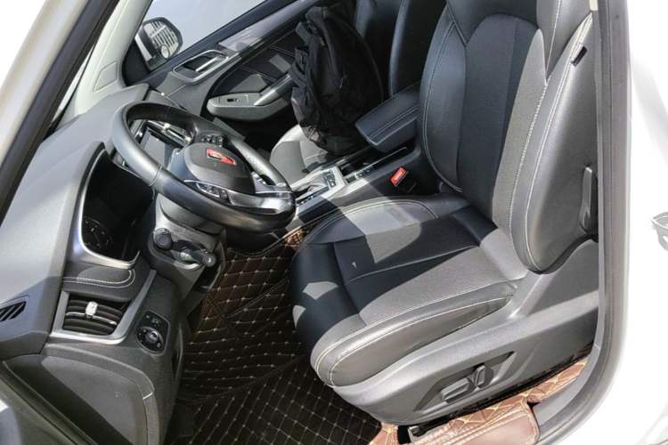 Used Roewe RX5 2018 20T Two-Wheel Drive Automatic Flagship Edition
