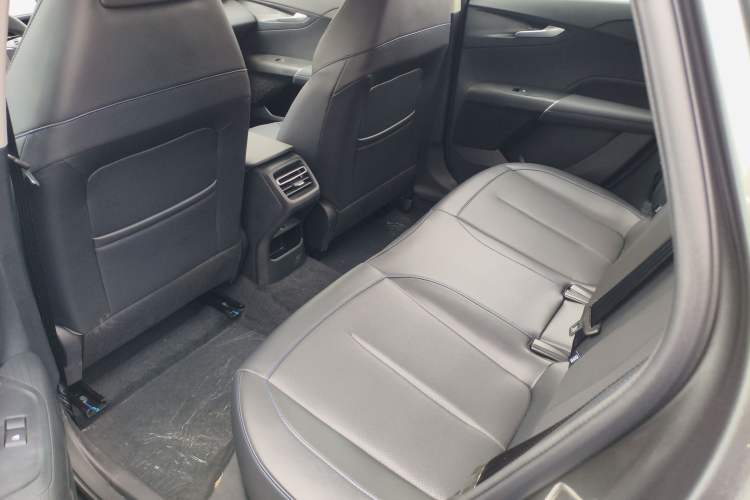 Used CHANGAN Eado 2025 Blue Whale 1.5T 500Bar Prestige Model
