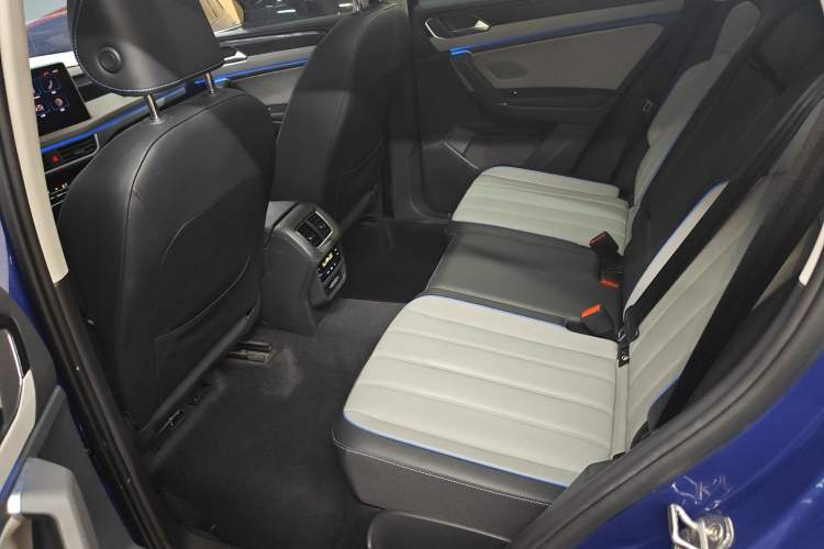 Used Volkswagen Tayron GTE Plug-in Hybrid 2023 280TSI Luxury Plus Advanced Edition