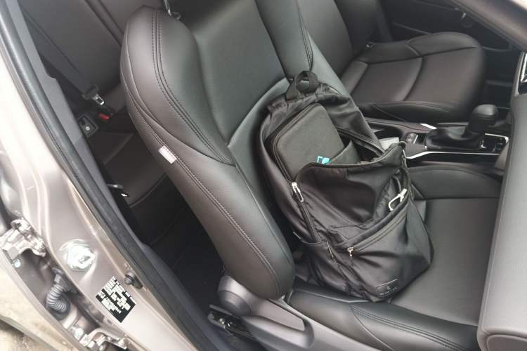 Used Toyota FRONTLANDER 2024 2.0L CVT Elite Edition
