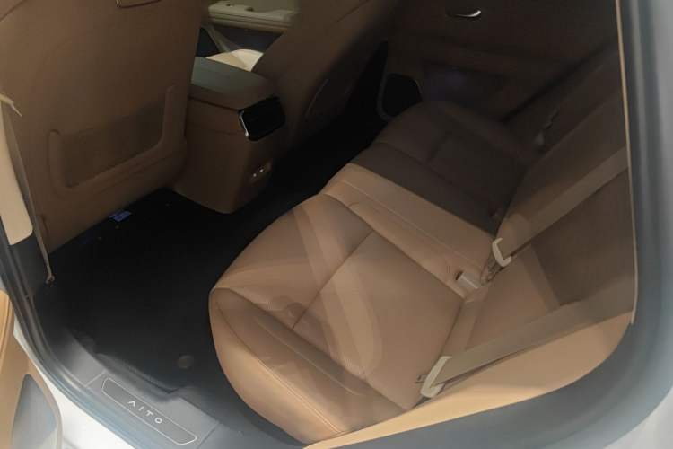 Used Hima AITO M5 2023 Extended-Range Four-Wheel Drive Intelligent Driving Version
