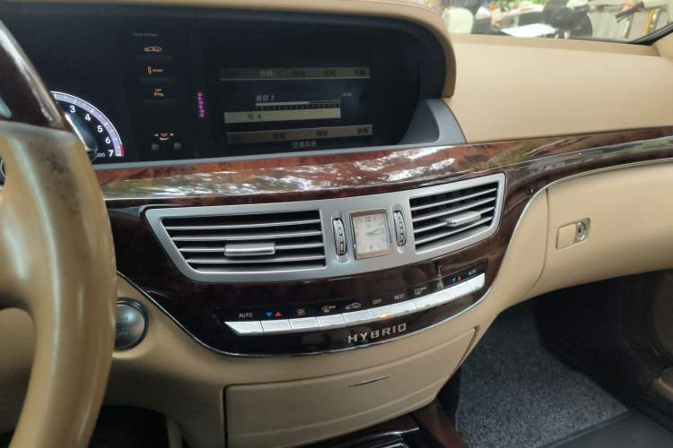 Used Mercedes-Benz S-Class 2010 S 400 L HYBRID
