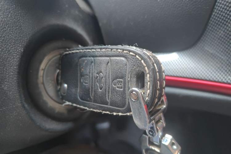 Used CHANGAN CS55 2017 1.5T Manual Colorful Edition
