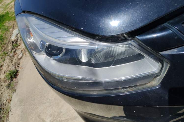 Used JMC Yusheng S350 2017 2.0T Manual Two-Wheel Drive Diesel Luxury Edition 5 Seats
