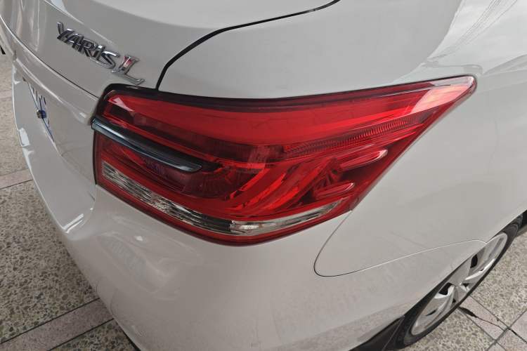 Used Toyota YARiS L Zhi Xiang 2017 1.5E CVT Dynamic Edition Right Rear Taillight