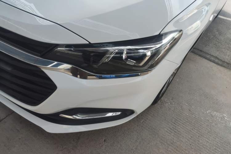 Used Chevrolet Monza 2020 320 Automatic Enjoyment Edition Left Front Headlight