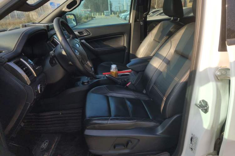 Used Ford Everest 2017 2.0T Gasoline Automatic 4x4 Flagship Edition 7 Seats
