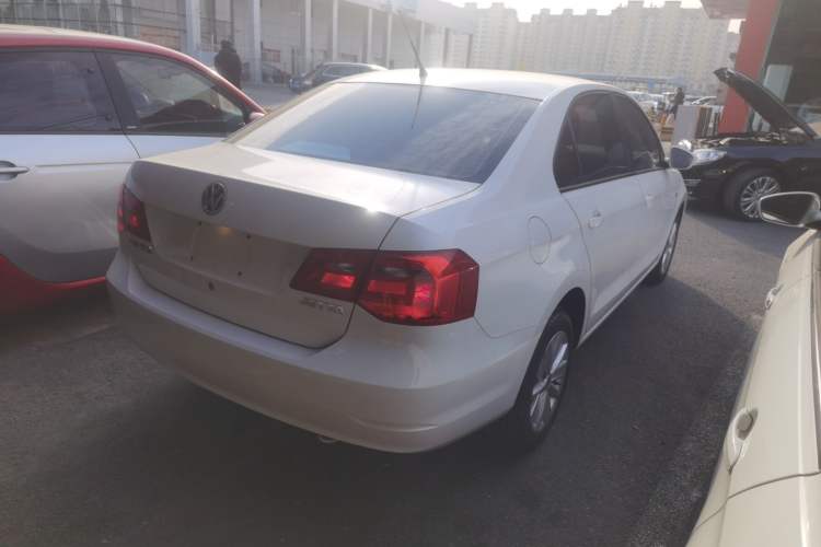 Used Volkswagen Jetta 2015 Value Edition 1.6L Automatic Comfort Version
