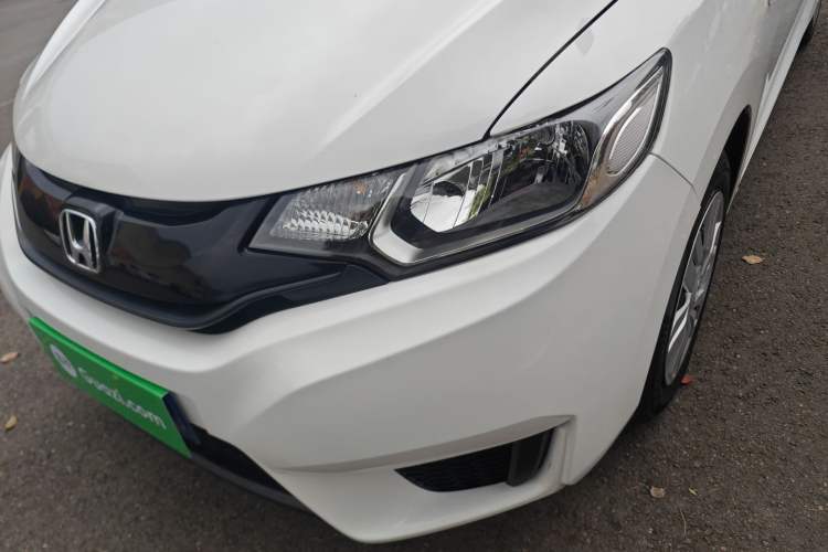 Used Honda Fit 2016 1.5L LXS CVT Comfort Sunroof Version
