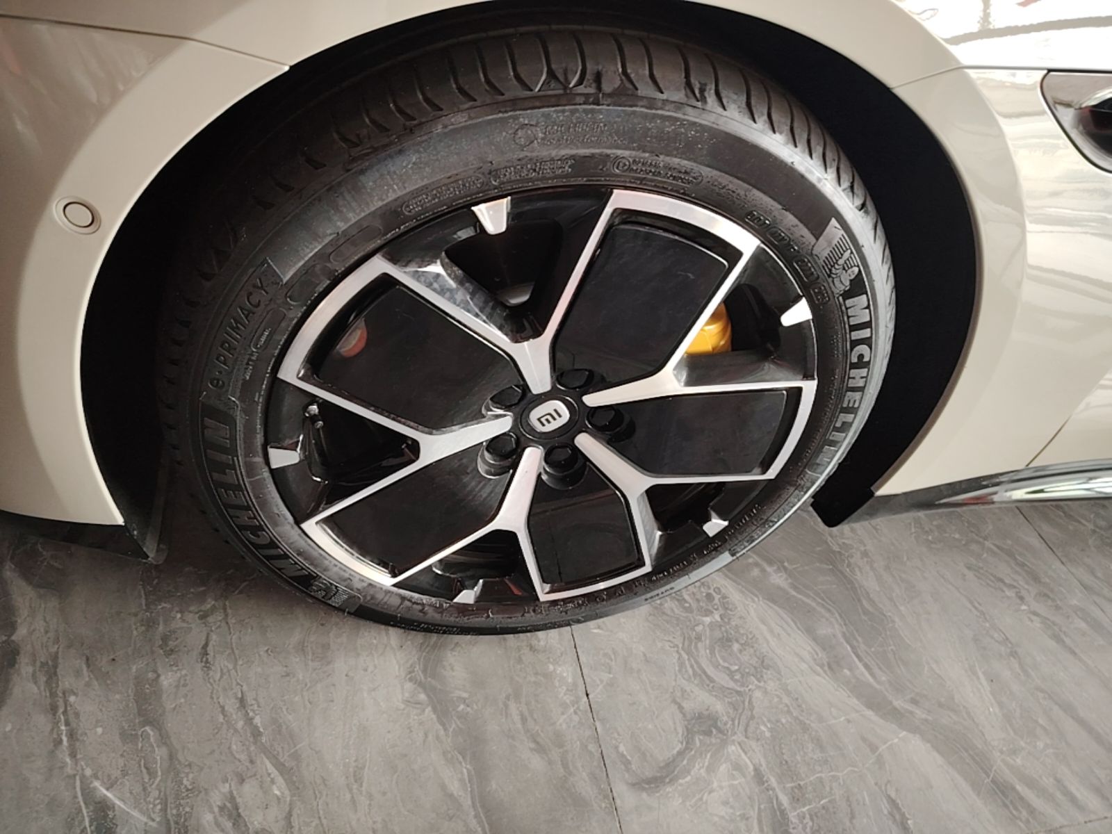 Xiaomi Auto SU7 2024 Four-Wheel Drive Ultra-Long Range Advanced Intelligent Driving Max Edition — снимка 10